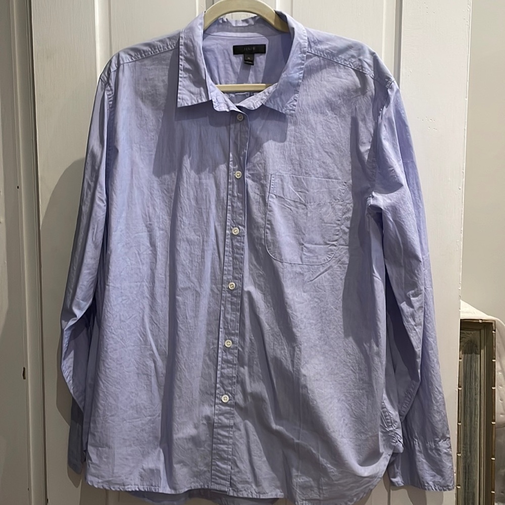 Jcrew blue cotton button down shirt Sz XL NWOT. Lightweight